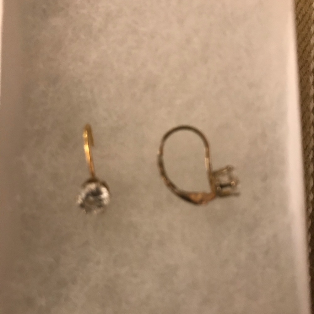 Cubic zirconia earrings